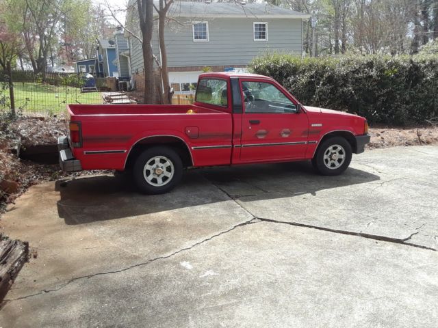 1992 mazda pick up truck 5 speed manual. relisted due to a non paying buyer