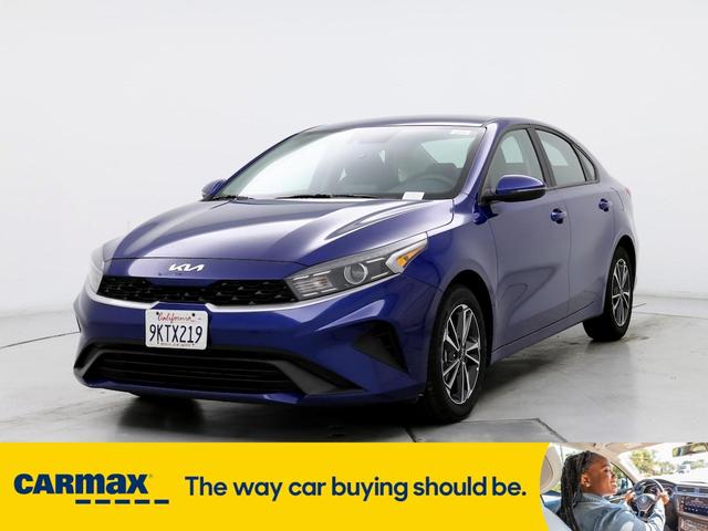 2024 kia forte lxs