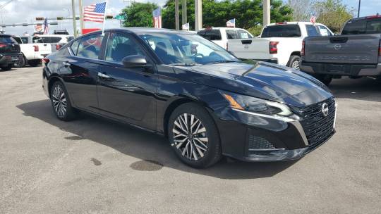 2025 Nissan Altima