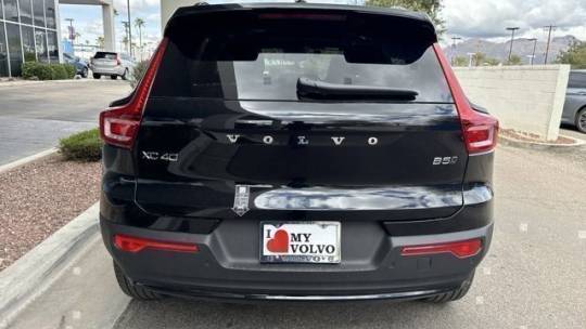 2024 Volvo XC40