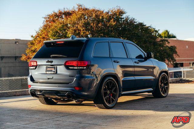 2019 jeep grand cherokee srt