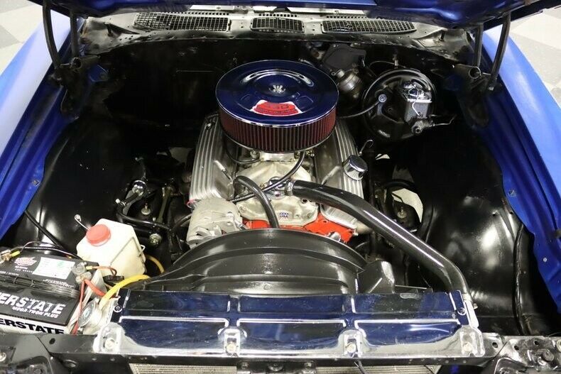 sharp a-body! great colors! strong small block, auto, ps, pb w/ front disc!