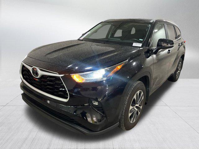 2024 toyota highlander xle