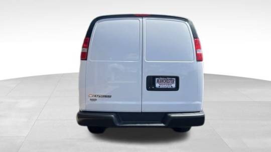 2021 chevrolet express 2500
