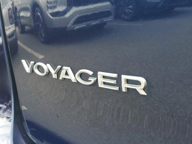 2020 chrysler voyager lx