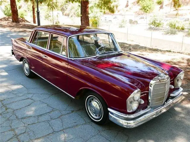 1962 mercedes-benz 220 se 41014 miles burgundy 4 door sedan 6 cyl fuel injectio