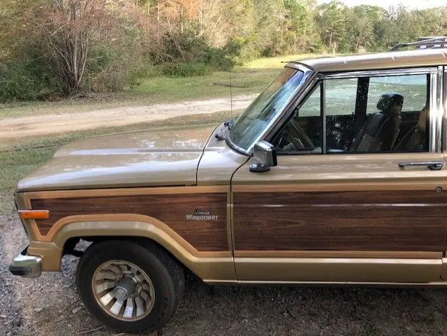 1984 "woody" grand wagoneer classic