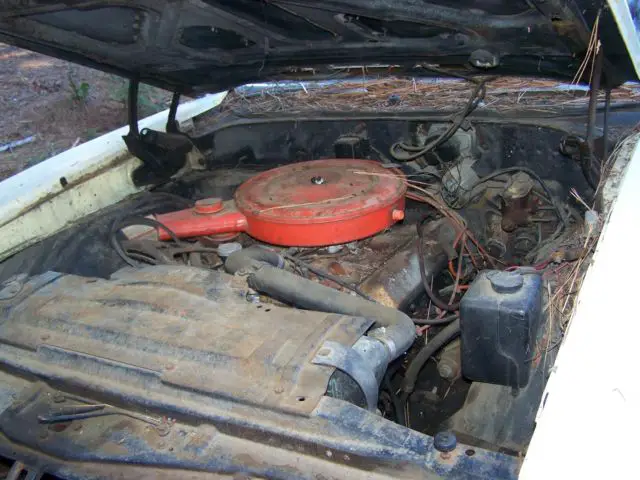 1968 olds 442, 2 door coupe, needs restoration, complete car, straight body
