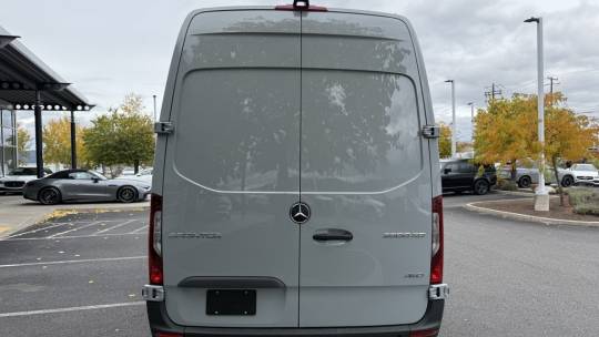 2025 Mercedes-Benz Sprinter