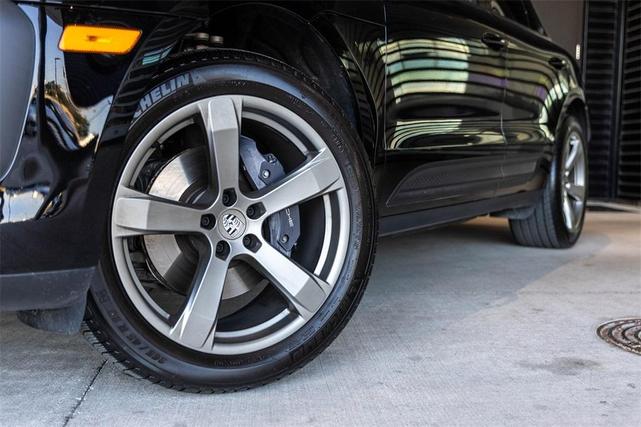 2024 porsche macan