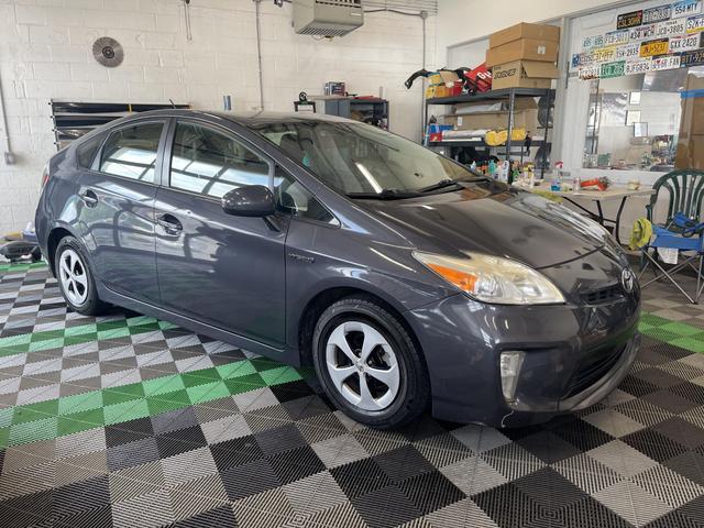2012 toyota prius four