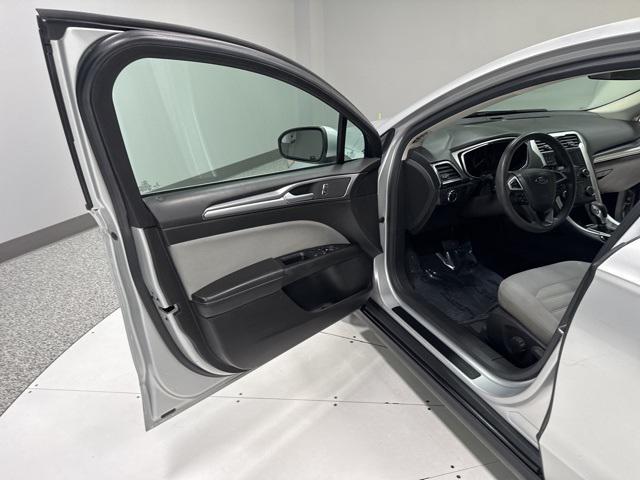 2014 ford fusion hybrid s