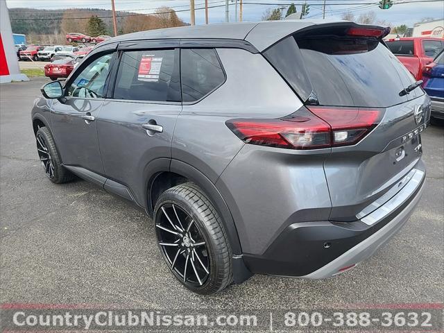 2021 nissan rogue sv