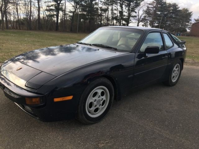 1987 porsche 944 5 speed, 2.5l i4, sunroof
