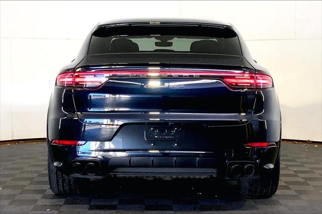 2022 porsche cayenne gts