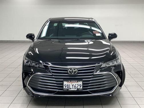 2022 toyota avalon
