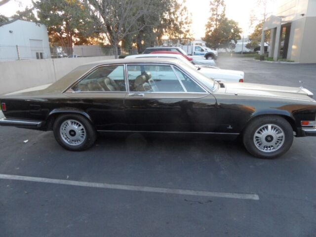 1977 rolls-royce camargue coupe black rwd automatic tan