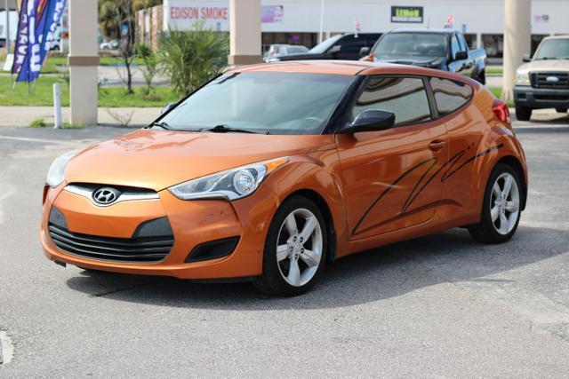 2014 hyundai veloster base