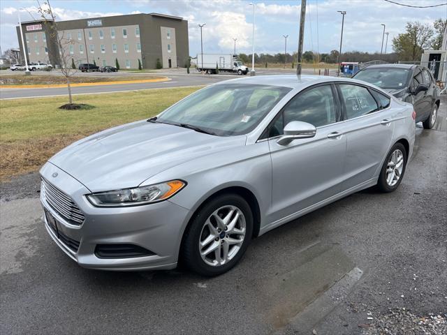 2014 ford fusion se