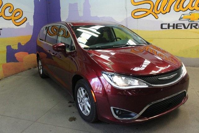 2020 chrysler pacifica touring