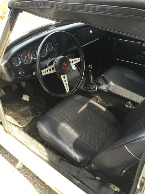 1972 mg roadster
