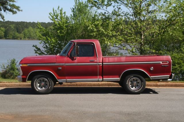 1973 ford f100 ranger. short bed. 360 fe. 3 speed manual floor shift