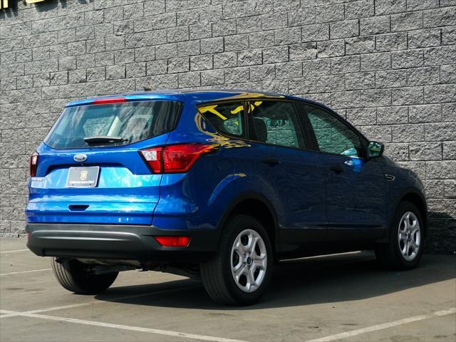 2019 ford escape s