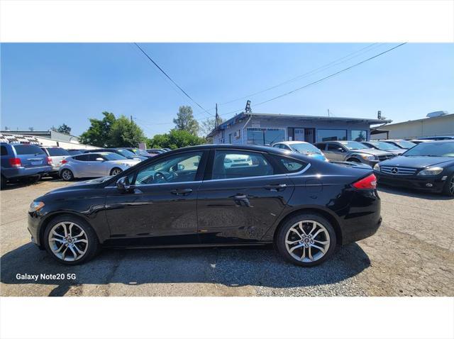 2017 ford fusion se
