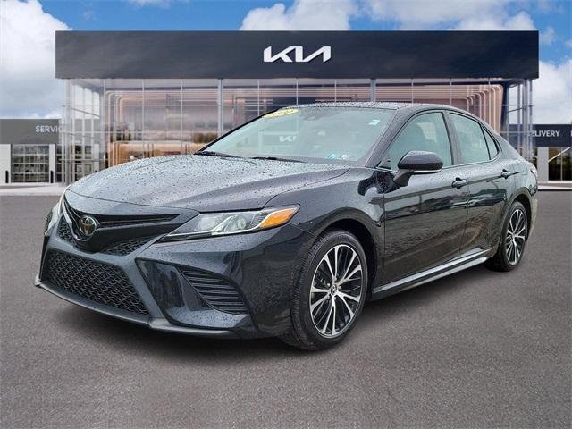 2020 toyota camry se nightshade