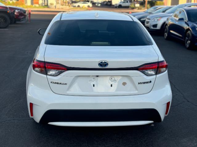 2020 toyota corolla hybrid le