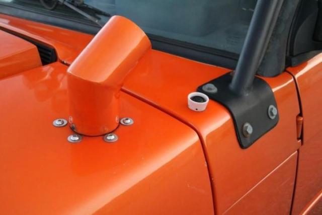 cruell desert ready range rover 1973