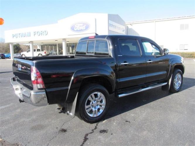2013 toyota tacoma v6 4x4 v6 4dr double cab 5.0 ft sb 6m for sale in east putnam, connecticut