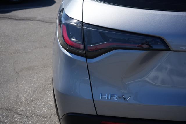 2023 honda hr-v lx