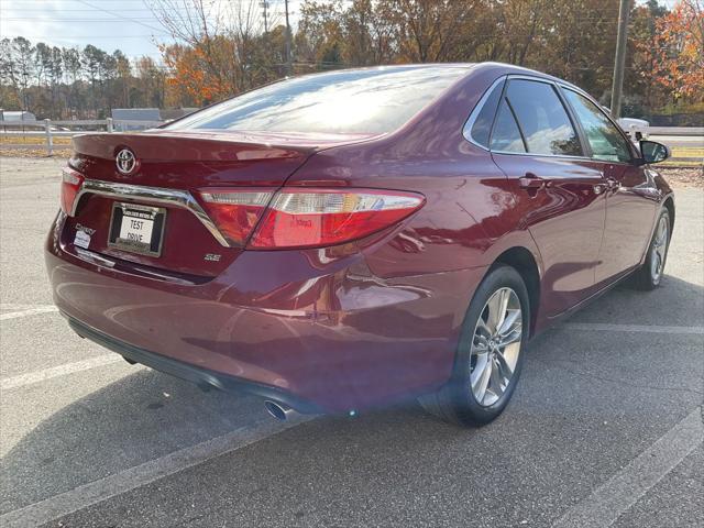 2016 toyota camry le