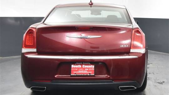 2018 Chrysler 300