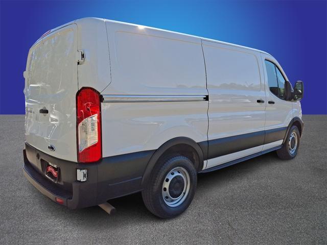 2021 ford transit-150 base