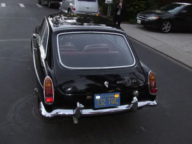 1967 mgb-gt california car gorgeous nu paint & interior, chrome wires,lo reserve