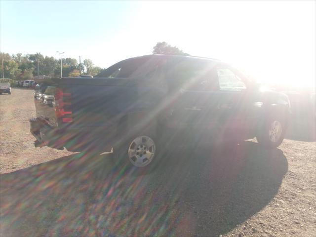 2011 chevrolet avalanche 1500 ls