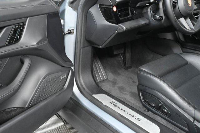 2020 porsche taycan 4s