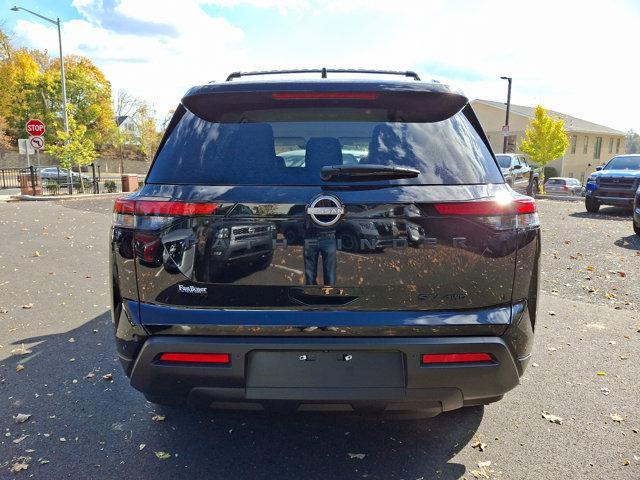 2023 nissan pathfinder sv 4wd