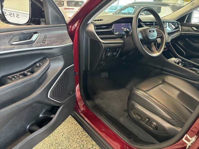 2023 jeep grand cherokee 4xe base