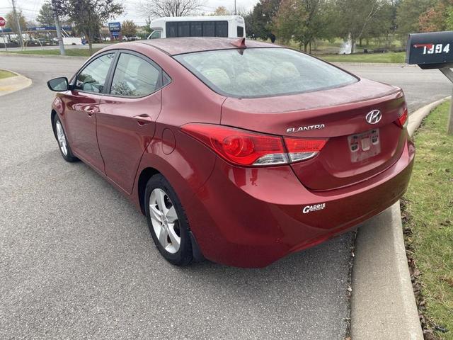 2013 hyundai elantra gls