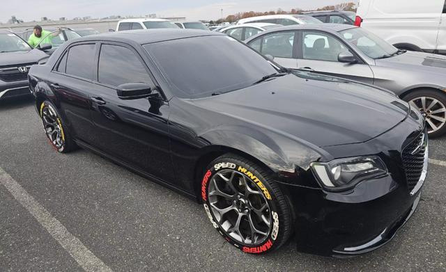 2015 chrysler 300 s
