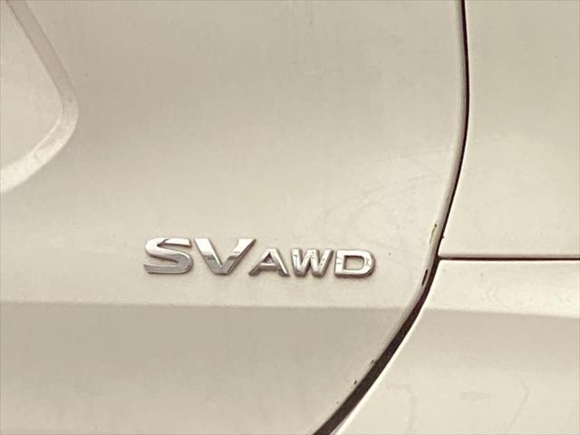 2017 nissan rogue sv