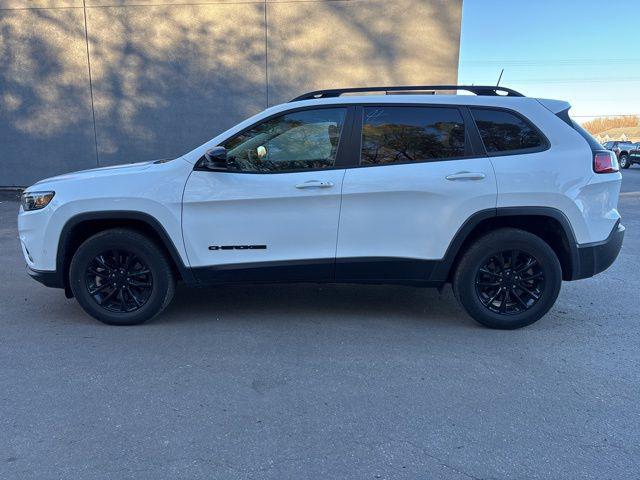 2023 jeep cherokee altitude