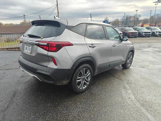 2022 kia seltos lx