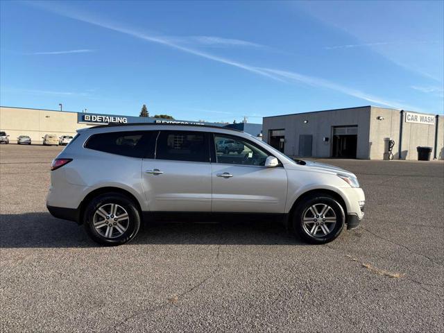 2017 chevrolet traverse lt