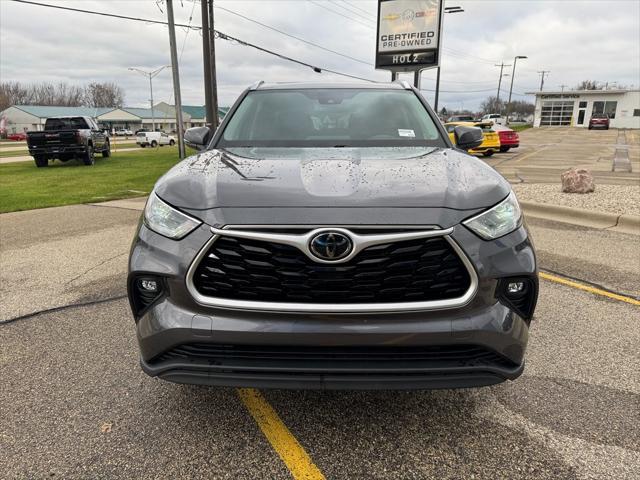2021 toyota highlander xle