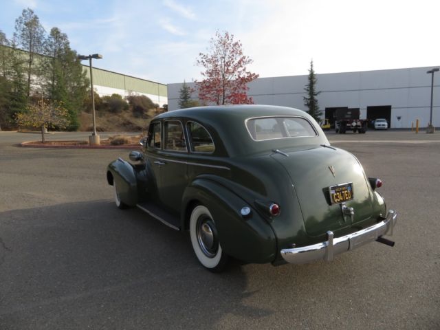 1939 cadillac series 61 sedan