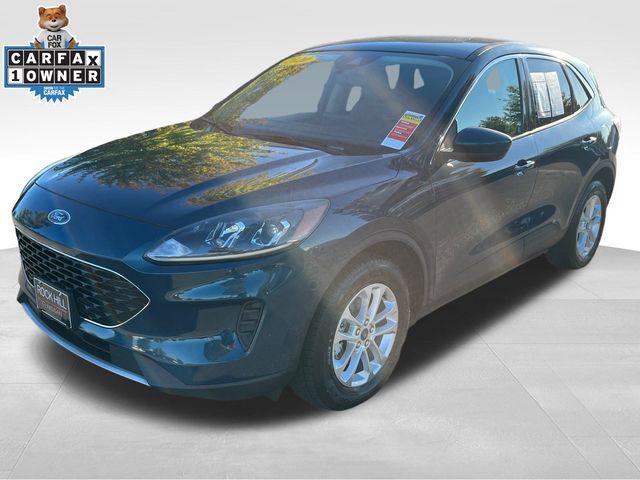 2020 ford escape se